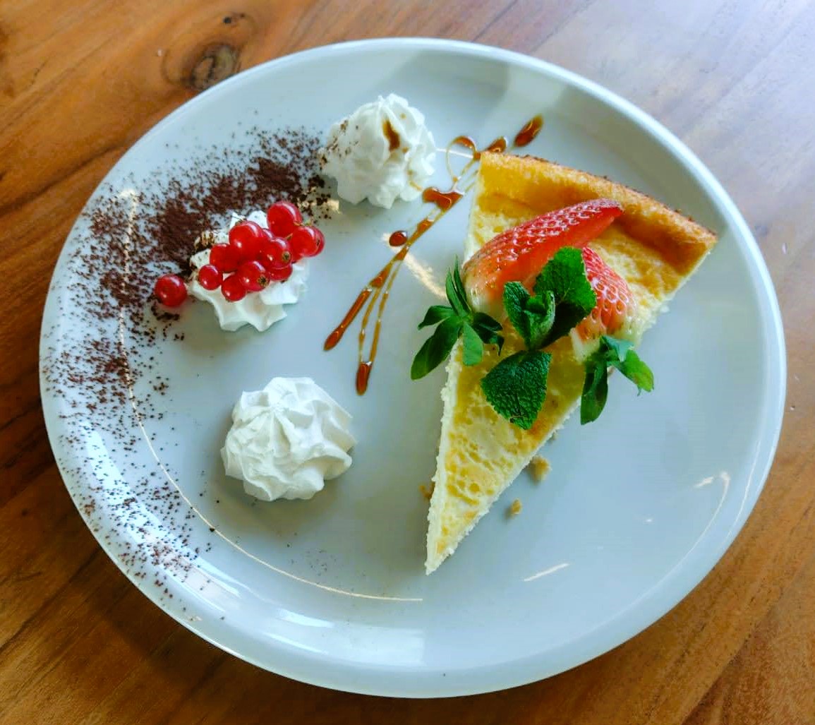 Los postres caseros y los pasteles caseros del restaurante La Torrada en Xixerella Resort son una delicia para los amantes de los dulces.